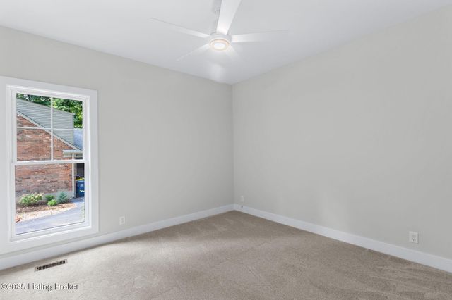 207 Cherry Hill Rd, Pewee Valley, KY 40056