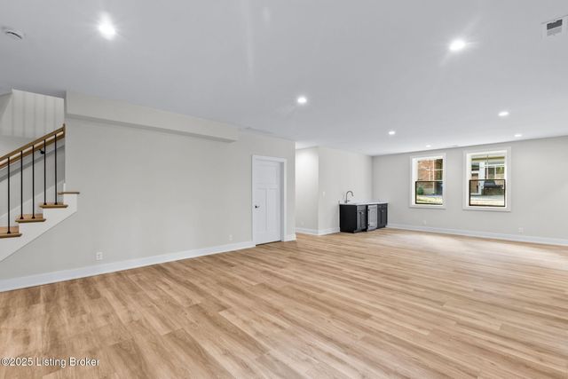 207 Cherry Hill Rd, Pewee Valley, KY 40056