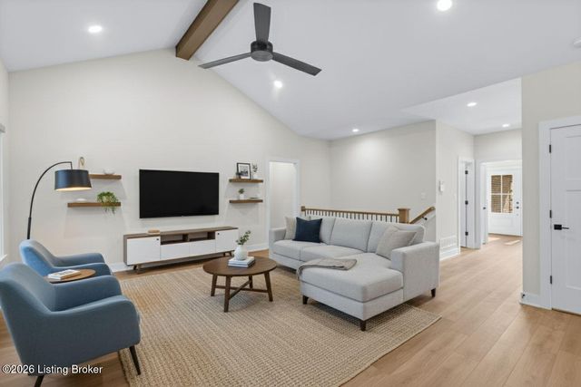 207 Cherry Hill Rd, Pewee Valley, KY 40056