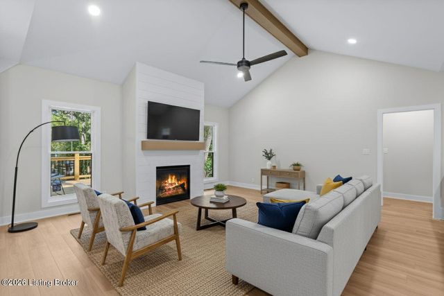 207 Cherry Hill Rd, Pewee Valley, KY 40056