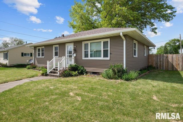 3430 W LOCUST Street, Davenport, IA 52804