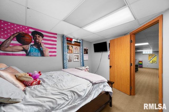 3430 W LOCUST Street, Davenport, IA 52804