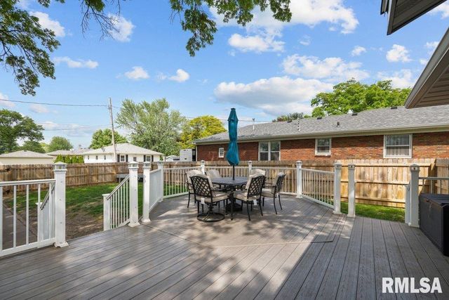 3430 W LOCUST Street, Davenport, IA 52804