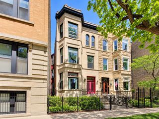 708 W Buckingham Place G, Chicago, IL 60657