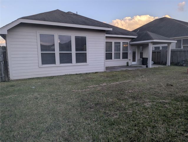 3651 Raintree Village Drive, Katy, TX 77449