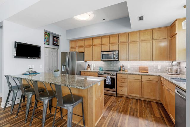 633 Dayton Avenue 5, Saint Paul, MN 55104