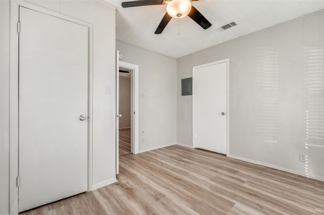 7072 Fm 2153, Aubrey, TX 76227