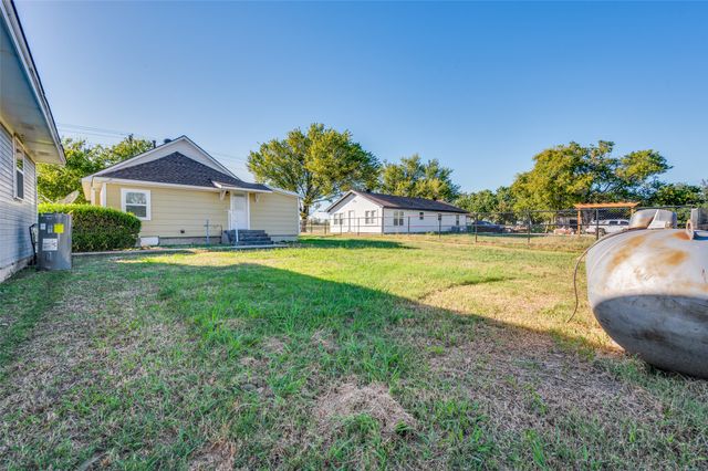 7072 Fm 2153, Aubrey, TX 76227