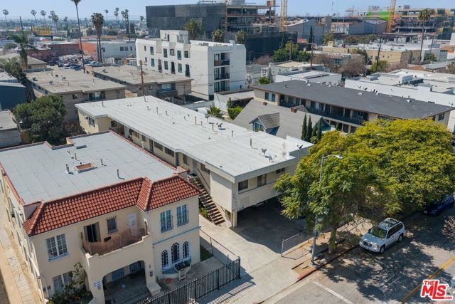 5522 Lexington Avenue, Los Angeles, CA 90038