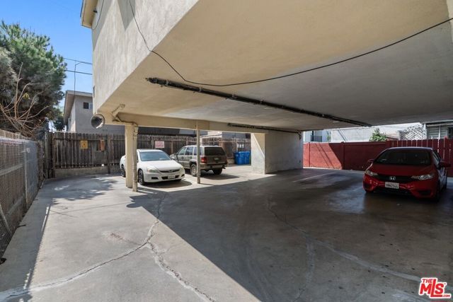 5522 Lexington Avenue, Los Angeles, CA 90038