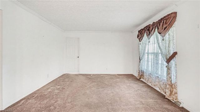 226 Greystone Drive, King, NC 27021