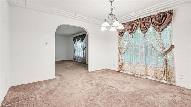 226 Greystone Drive, King, NC 27021