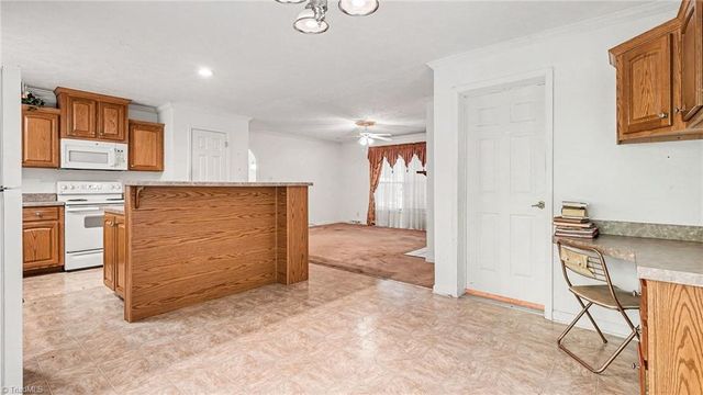 226 Greystone Drive, King, NC 27021