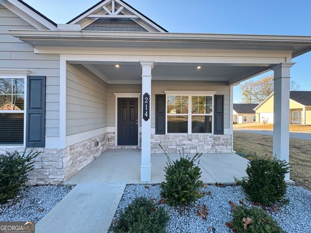 214 N Dogwood Street, Villa Rica, GA 30180