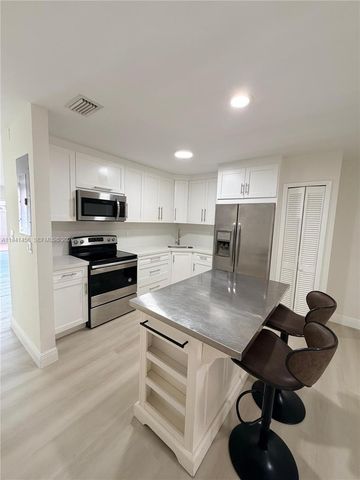 6514 SW 128th Pl 6514, Miami, FL 33183