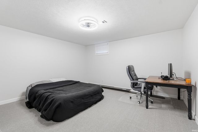 426 E Lynnwood Drive, Warsaw, IN 46580