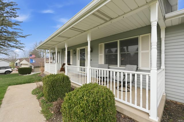 426 E Lynnwood Drive, Warsaw, IN 46580