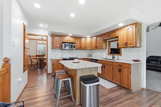 426 E Lynnwood Drive, Warsaw, IN 46580
