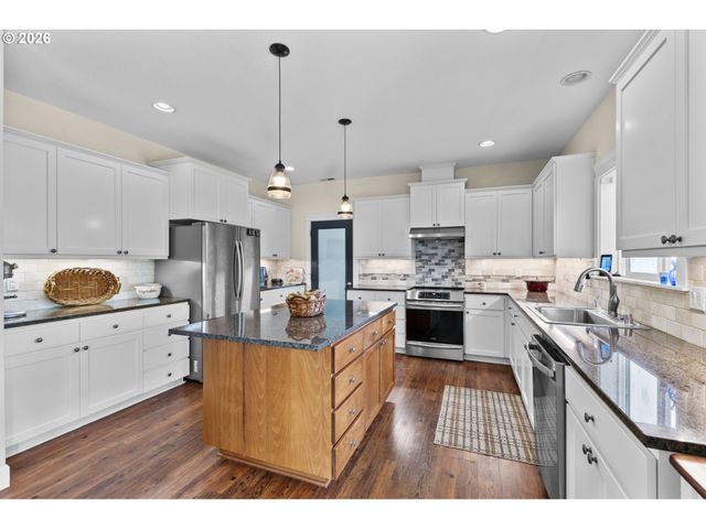 3911 Ne 199TH St, Ridgefield, WA 98642