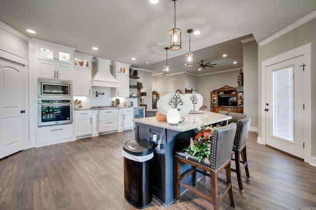 22 S Mt. Olive Rd., Vilonia, AR 72173