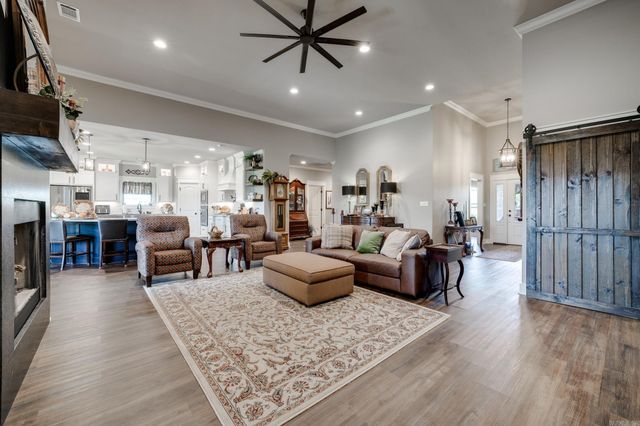 22 S Mt. Olive Rd., Vilonia, AR 72173