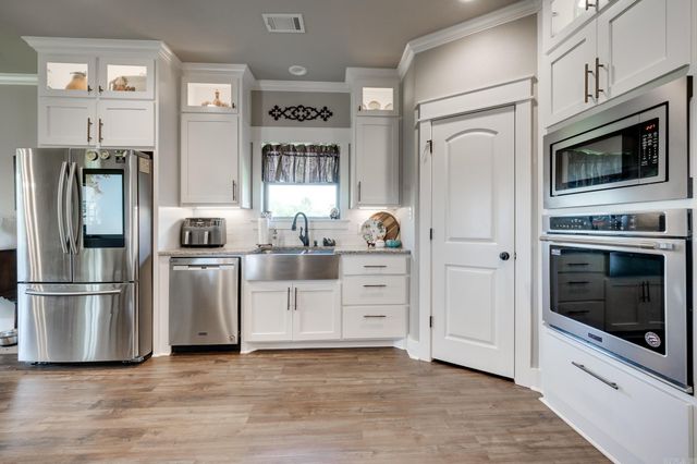 22 S Mt. Olive Rd., Vilonia, AR 72173