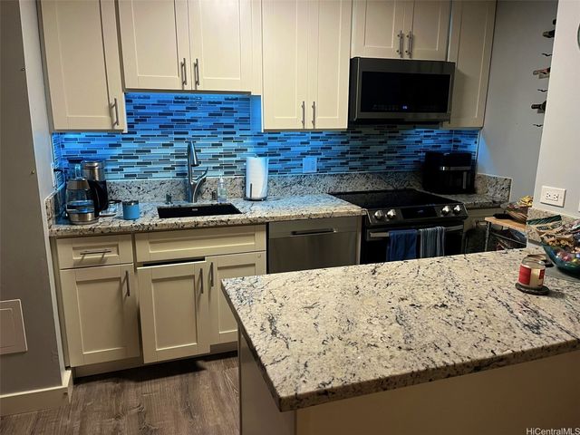 1778 Ala Moana Boulevard 1211, Honolulu, HI 96815