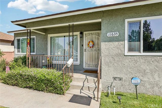 11635 Smith Avenue, Santa Fe Springs, CA 90670