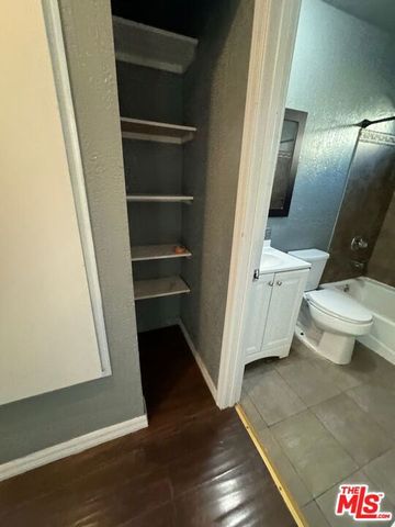 8837 Tilden Avenue, Panorama City (los Angeles), CA 91402