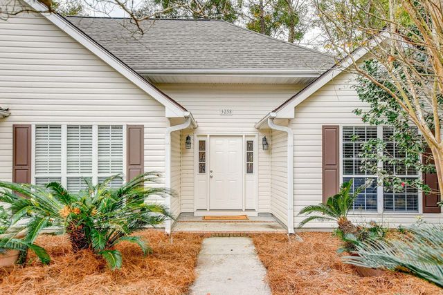 3258 Morningdale Drive, Mount Pleasant, SC 29466