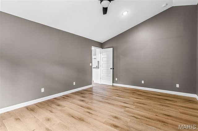 302 Chestnut View Rd, Farmington, MO 63640