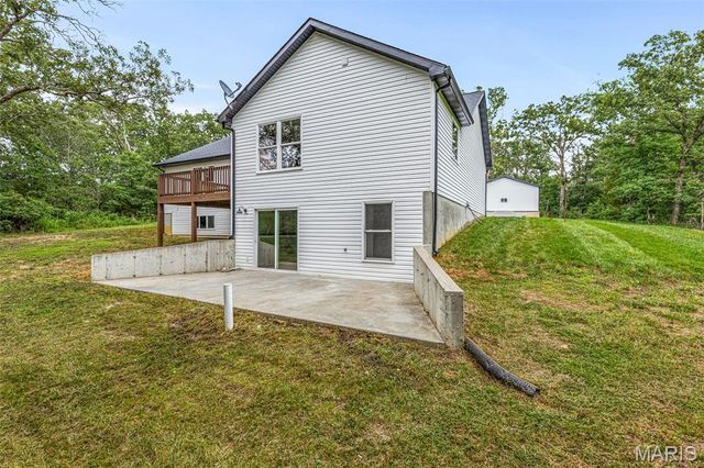 302 Chestnut View Rd, Farmington, MO 63640
