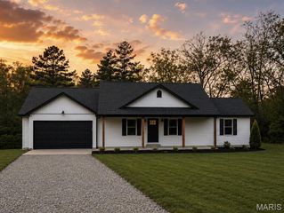 302 Chestnut View Rd, Farmington, MO 63640