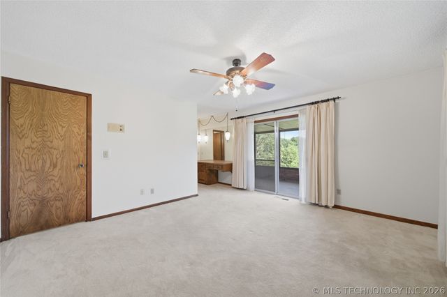 8525 S 67th West Avenue, Tulsa, OK 74131