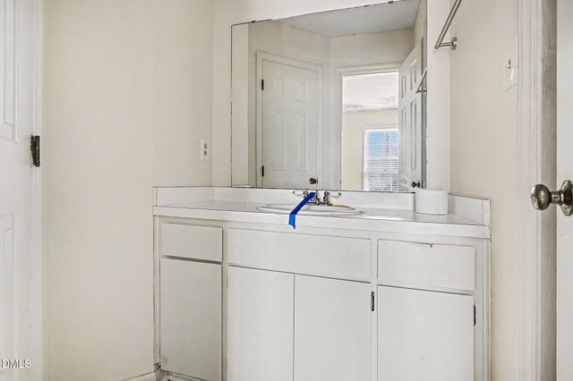 1201 Deptford Court, Raleigh, NC 27609