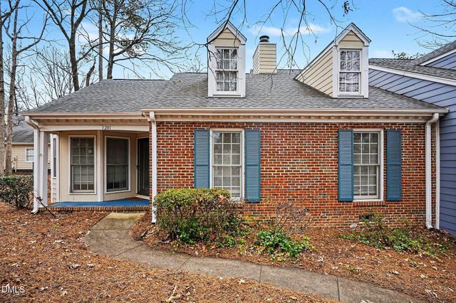 1201 Deptford Court, Raleigh, NC 27609