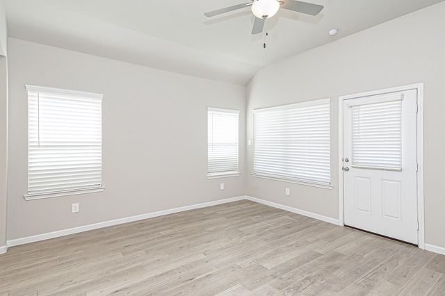 9254 Sea Garden Street, Houston, TX 77034