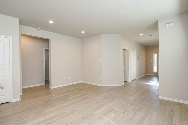 9254 Sea Garden Street, Houston, TX 77034