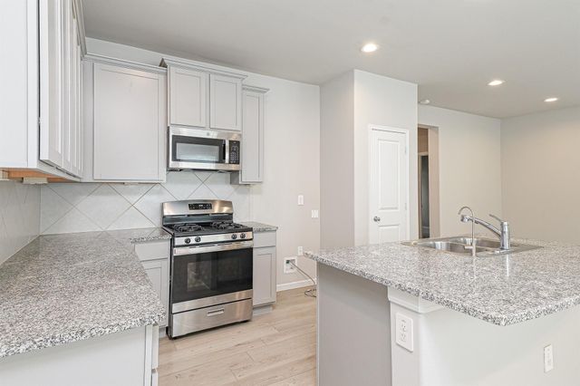 9254 Sea Garden Street, Houston, TX 77034