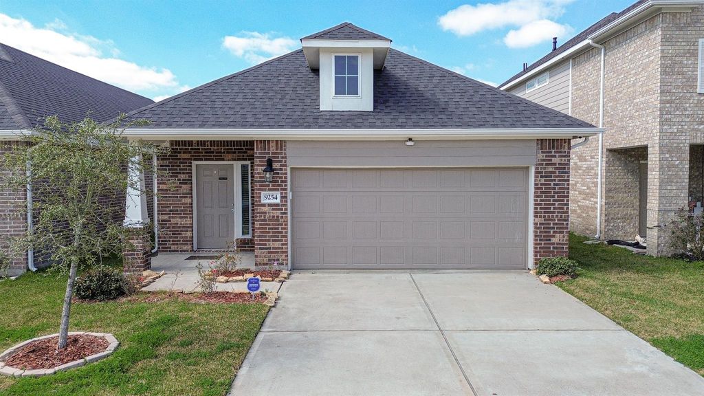 9254 Sea Garden Street, Houston, TX 77034