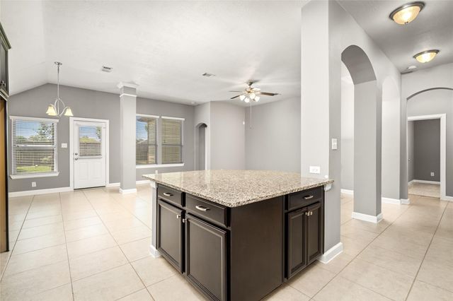 17219 Pine Hollow Landing Court, Houston, TX 77084