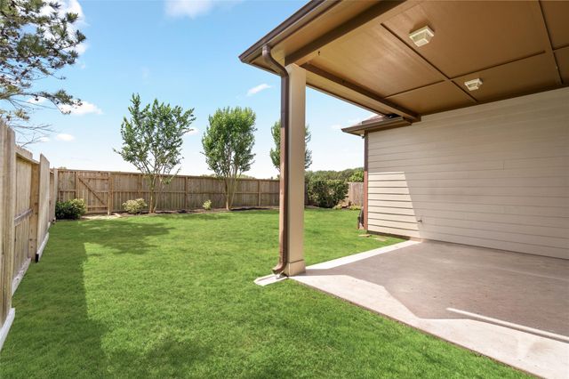 17219 Pine Hollow Landing Court, Houston, TX 77084