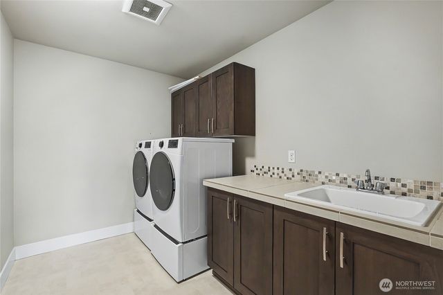 12415 41st Street Court E, Edgewood, WA 98372