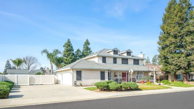 3060 Evergreen Avenue, Clovis, CA 93611