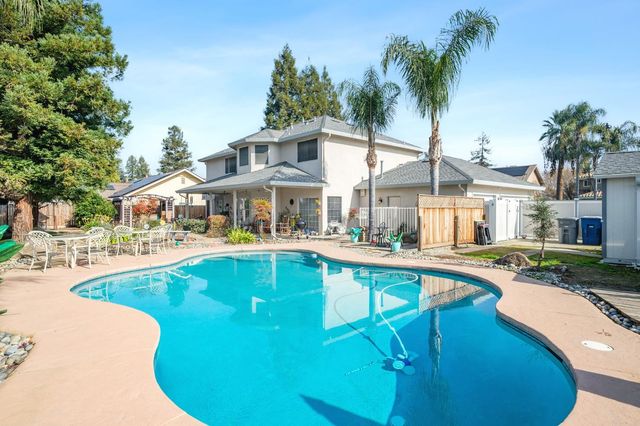 3060 Evergreen Avenue, Clovis, CA 93611