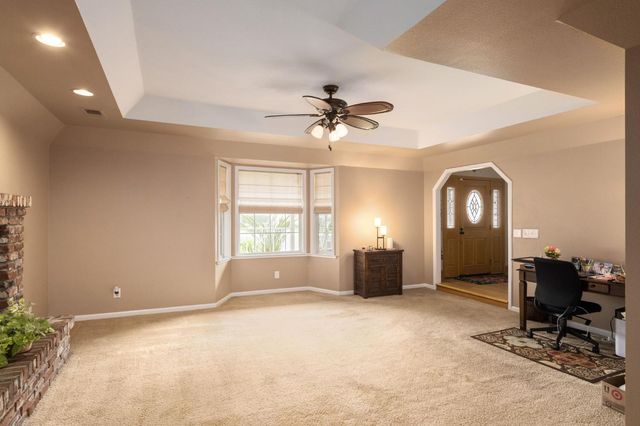 3060 Evergreen Avenue, Clovis, CA 93611