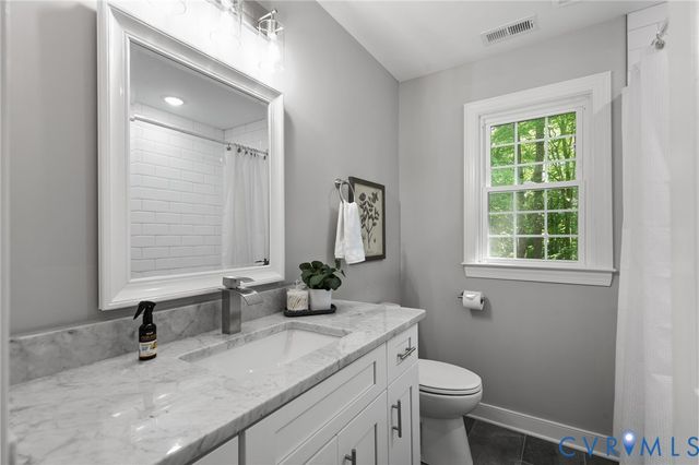 11626 Wood Bluff Loop, North Chesterfield, VA 23236