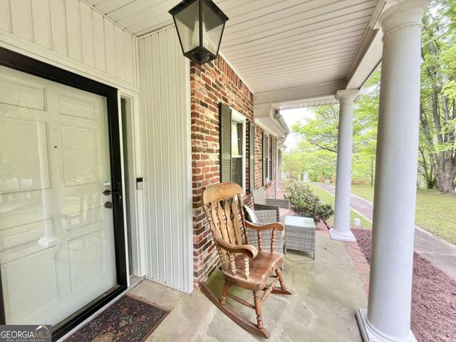 3154 Barkside Court, Atlanta, GA 30341