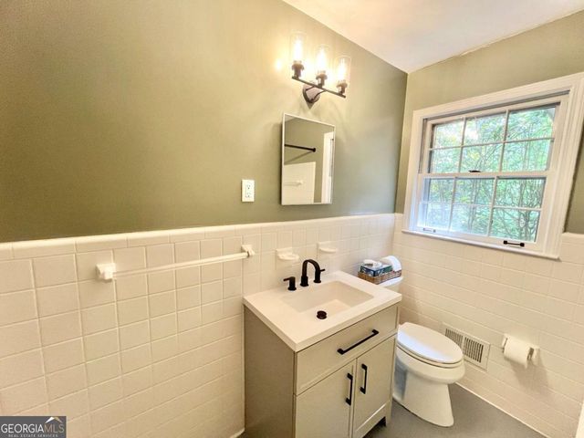3154 Barkside Court, Atlanta, GA 30341