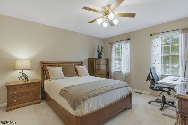 11 Hampton Ct, Bernards Twp., NJ 07920